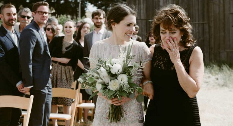 Who Walks Down The Aisle First Flower Girl Or Ring Bearer